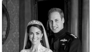 암투병 등 힘든 나날의 英 왕세자 부부…13년전 웨딩 사진 올렸다