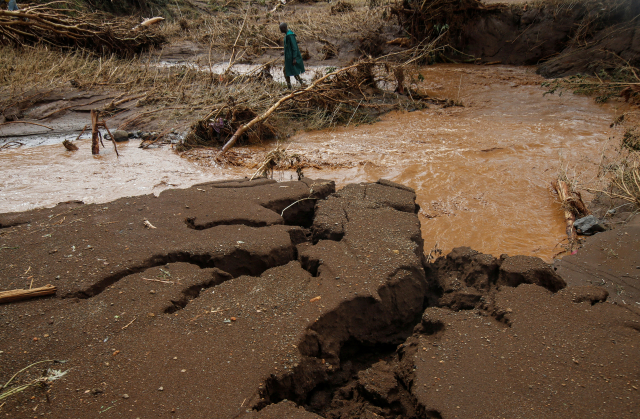 홍수 사망자 200명 넘어섰는데…케냐, 사이클론마저 강타하나
