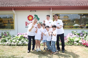 용산어린이정원 개방 1년 21만 방문…박상우 국토장관 "맘껏 뛰어놀아라"