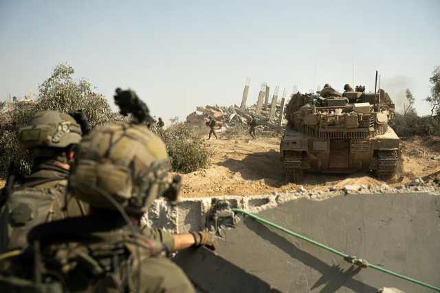 가자지구에 주둔하고 있는 이스라엘군의 모습. AFP연합뉴스