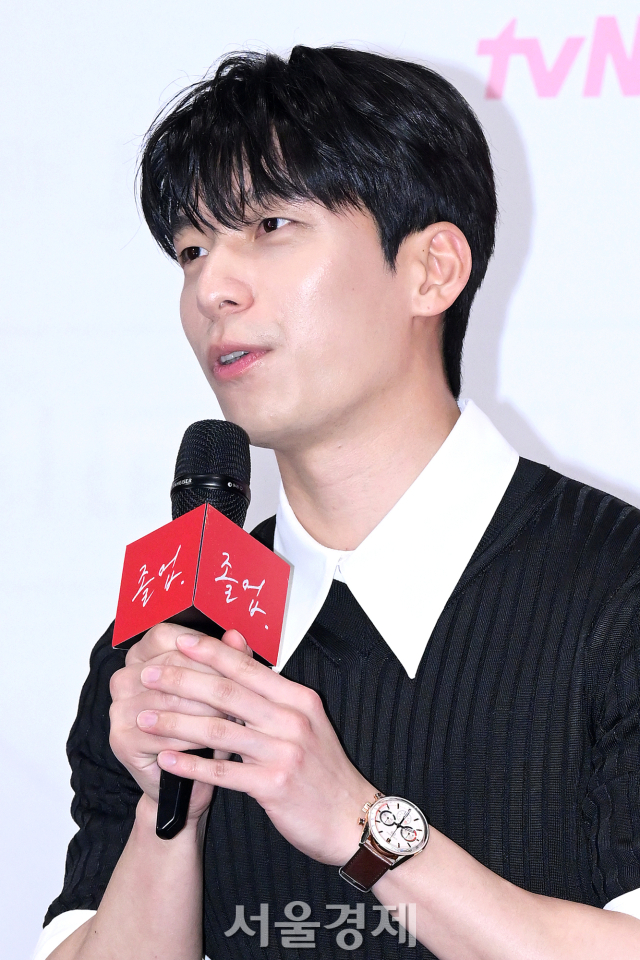 배우 위하준이 9일 오후 서울 신도림 라마다 호텔에서 진행된 tvN 새 토일드라마 ‘졸업’(극본 박경화/연출 안판석) 제작발표회에서 소감을 말하고 있다. 김규빈 기자 2024.05.09