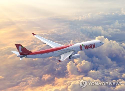 티웨이항공은 올해 1분기 매출액 4230억 원으로 분기 기준 역대 최대 실적을 달성했다. 연합뉴스