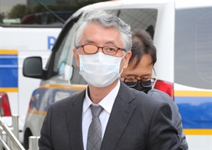 신라젠 前대표이사 외삼촌 주식전환 이익에 증여세…대법 “부과 대상 아냐"