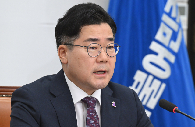 박찬대 '정부, 라인 사태 강 건너 불구경…총력 대응해야'