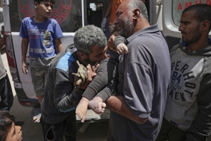 [사진] 이, 가자지구 공습…난민촌서만 최소 36명 사망