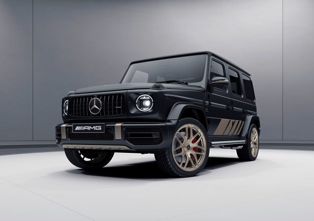 메르세데스벤츠코리아가 고성능 G클래스 ‘메르세데스 AMG G 63’의 한정판 모델인 ‘메르세데스 AMG G 63 그랜드 에디션’을 출시한다고 15일 밝혔다. 사진 제공=벤츠코리아