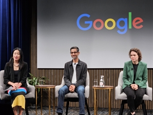 순다르 피차이 구글 CEO "구글이 AI혁신 선도…발전 부르는 경쟁 환영"