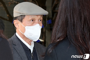 '남매의 난' 아워홈, 구본성 前부회장 도덕성 논란에 내홍