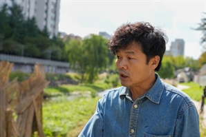 일상 속 예술이 된 연등회…"옛것 넘어 대중들과 호흡"