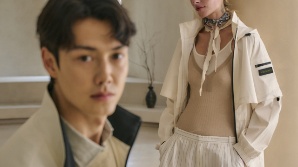 [필드소식]예스런던, 코너그린 비옷·바람막이 시판