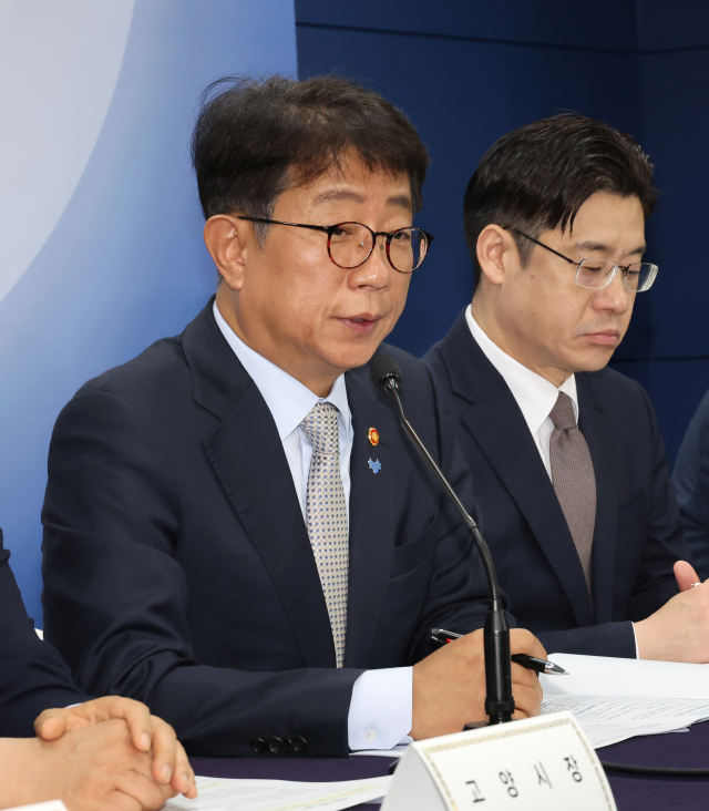 박상우 국토교통부 장관이 22일 정부서울청사에서 1기 신도시 선도지구 선정 계획을 발표하고 있다. 연합뉴스