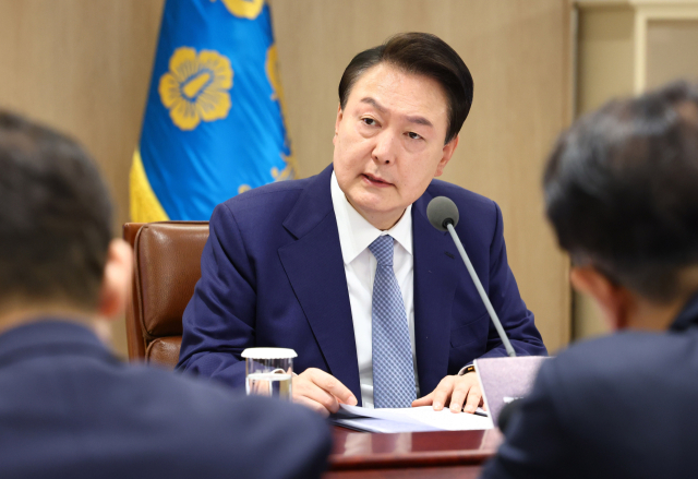 尹 '총 26조 금융·세제 반도체 지원…시스템 반도체 획기적 방안 마련'