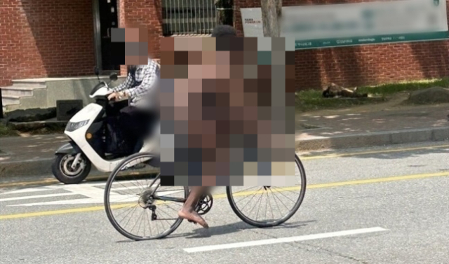 '나체로 자전거 타고 캠퍼스를'…입건된 유학생, 숨진 채 발견