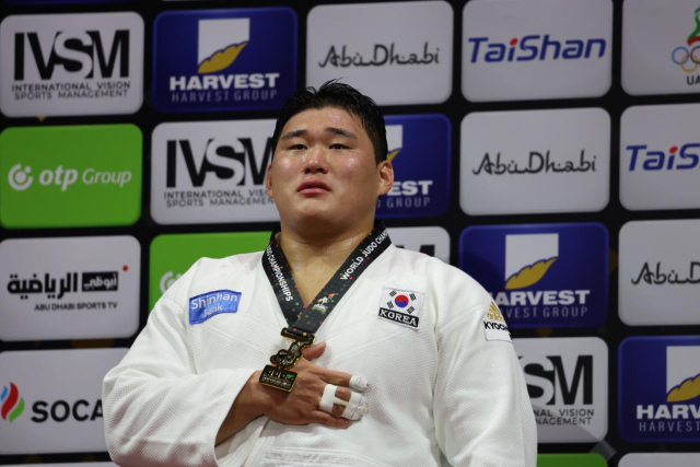 세계유도선수권 남자 100㎏ 이상급에서 우승한 김민종. 사진 제공=대한유도회