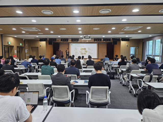 배경정 케이비엘러먼트 대표 '게임 체인저가 된 기후테크' 강연