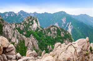 주말 설악산서 등산객 사고 잇따라…1명 사망·2명 부상