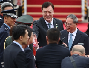 리창 中 총리 한국 도착… 오후 尹대통령과 회담
