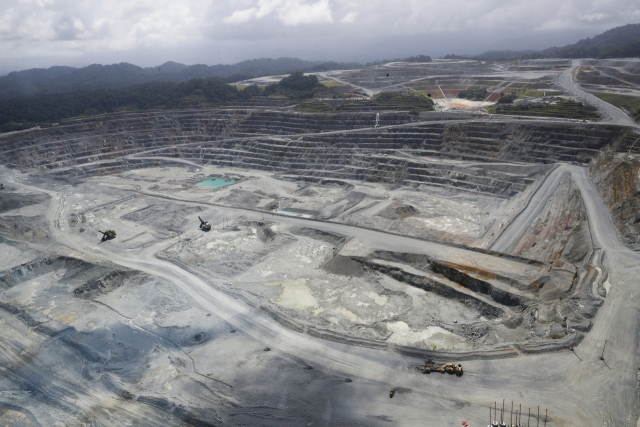 지난해 파나마 정부의 결정으로 채굴이 중단된 파나마의 구리 광산 ‘코브레 파나마’ .EPA연합뉴스