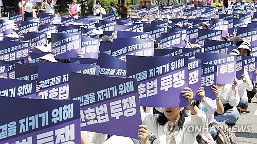 [속보] 정부 '간호법 국회 통과못해 안타까워…시행시기 단축 논의'