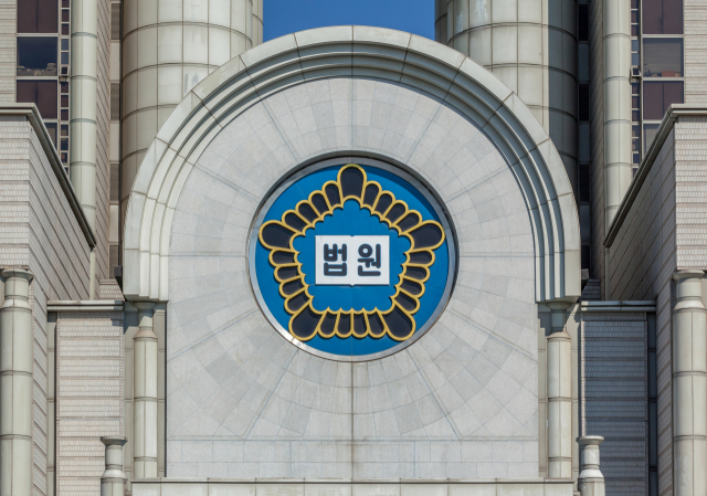 '성관계 불법촬영' 아이돌 출신 래퍼, 징역 3년 구형…'죄질 불량'