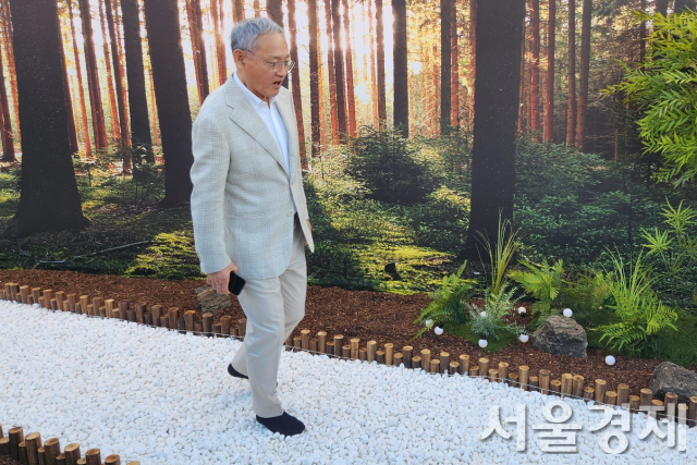 ‘코리아뷰티페스티벌 개막’ 유인촌 “K뷰티로 거대 팬덤 형성…외래관광객 2000만 핵심 콘텐츠될 것”