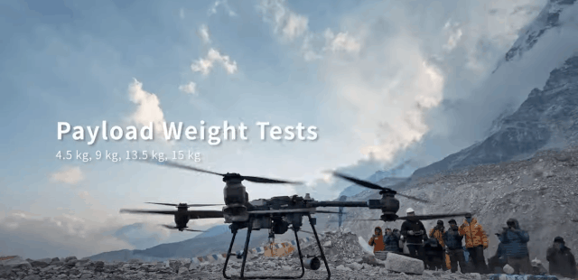 에베레스트산에서 진행된 드론 비행 시험. DJI 유튜브
