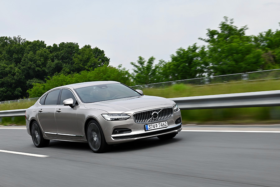 볼보 S90 B6 AWD 얼티메이트. 김학수 기자