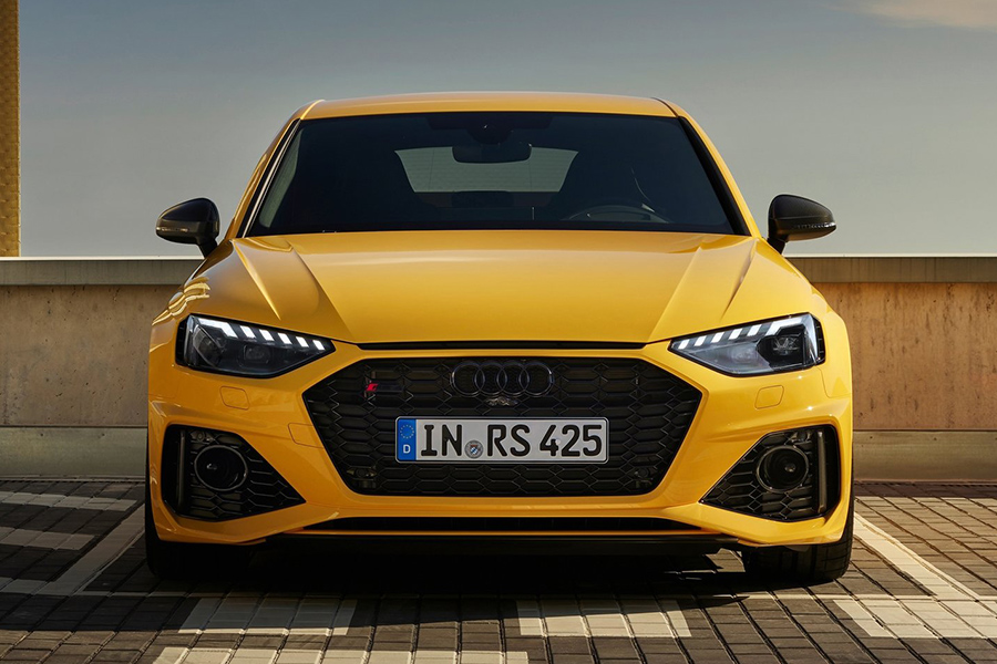 아우디 RS4 아반트 25주년 에디션