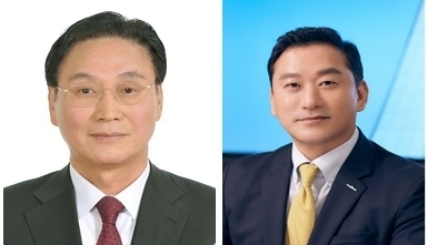 민병덕(왼쪽)·김성환 한국거래소 사외이사 사진 제공=한국거래소