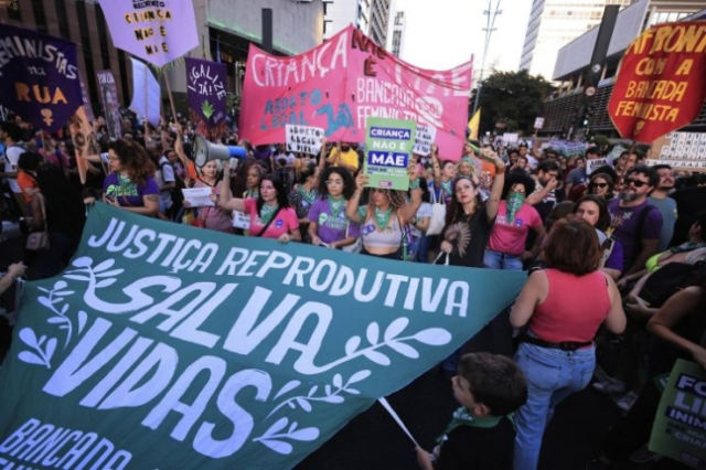 '낙태 불법화 반대' 브라질 시위. AP연합뉴스
