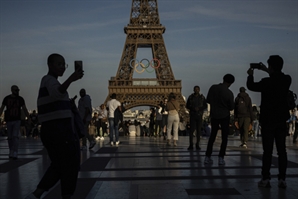 “도시가 지옥이 될 것”..파리 시민들 “올림픽 오지 마세요”