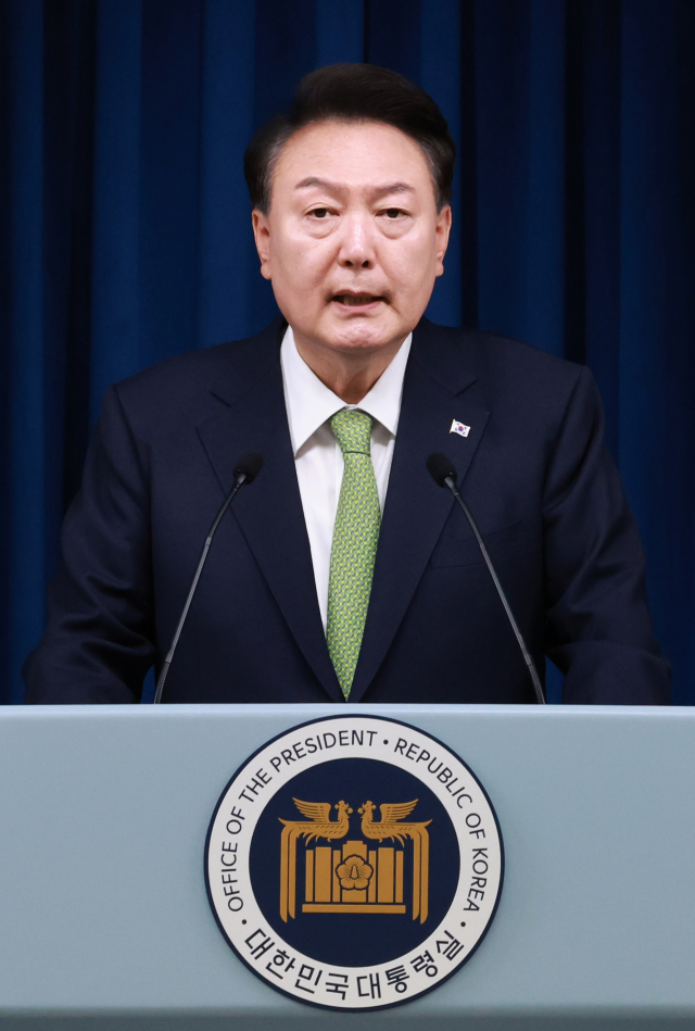 尹대통령 '의료계 불법 진료 거부 비상대책에 만전 기하라'
