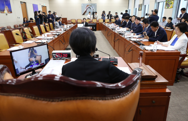 野 상임위도 폭주…'방송4법' 강행 처리