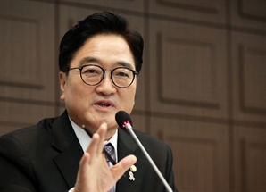 우원식 "4년 중임제 개헌, 대통령 결단 내려야"