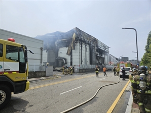 화성 일차전지 제조업체 화재 실종자수 23명으로 늘어