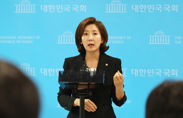 '냉전 때 美도 핵으로 평화” 韓 핵무장론 불 붙는다