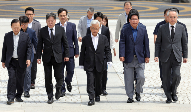 아쉬운 5·18진상규명…'진실 위해 국가 차원 항구적 조사기구 설치해야'