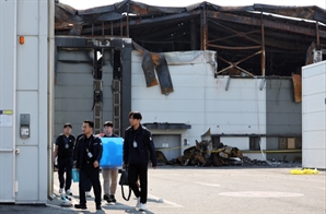 전지 제조업체 폭발 사망사고…3년 동안 ‘2건’ 더 있었다