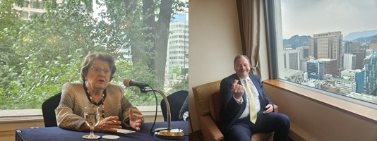 앤 크루거(왼쪽) 전 세계은행·국제통화기금 부총재와 마이크 와들 지옌 최고경영자(CEO). 김혜란 기자