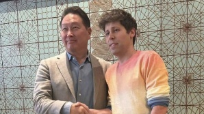 중복사업 정리로 경영효율화…27조 자산 무기 'AI·반도체' 올인