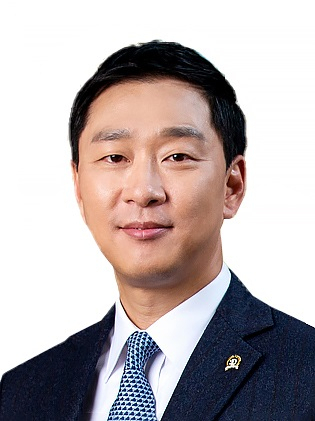 동아쏘시오그룹 ‘비상경영’…영업·전략통 자리 맞바꿨다