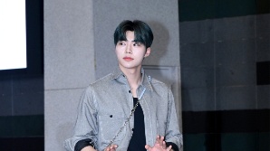 제로베이스원 박건욱, 시크한 발걸음 [SE★포토]