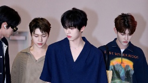 제로베이스원 한유진, 아기가 울지도 않고 기특하네요 [SE★포토]