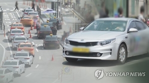 “김건희 여사 명품백 받은 건 잘못” 택시기사 폭행한 60대 승객