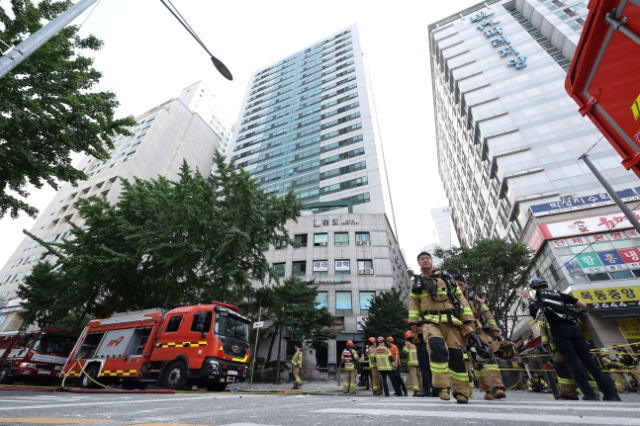 목동 아파트 또 화재? 소방차 21대 총출동…'불꽃 튀었지만 화재는 아냐'