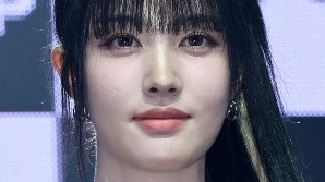 스테이씨 윤, 숙대입시 대표 비주얼 [SE★포토]