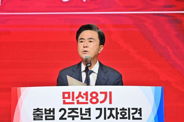 김태흠 충남도지사가 ‘220만 도민과 함께한 힘쎈충남 2년’ 기자회견을 갖고 있다. 사진제공=충남도