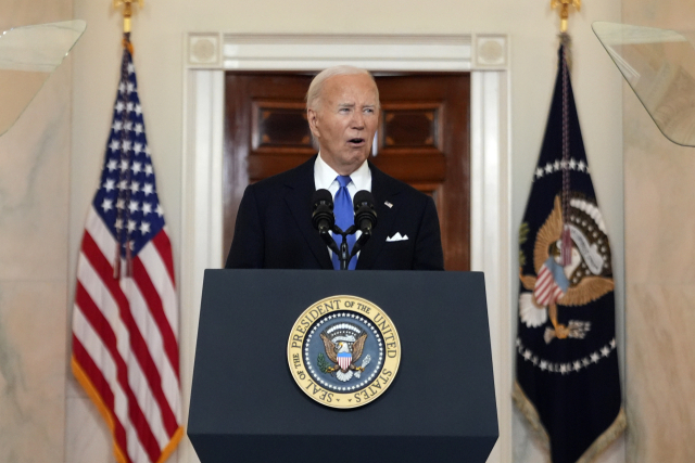 조 바이든 미국 대통령이 1일 백악관에서 미국 연방 대법원 판결에 대해 입장을 밝히고 있다. AP연합뉴스