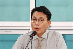 윤상현 "창조적 파괴, 전면적 대혁신 나서야"