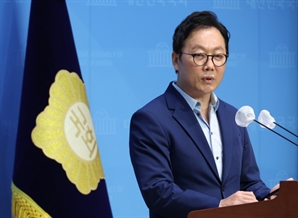 정봉주 "尹탄핵 위해 출전…李 지켜야" 최고위원 출마